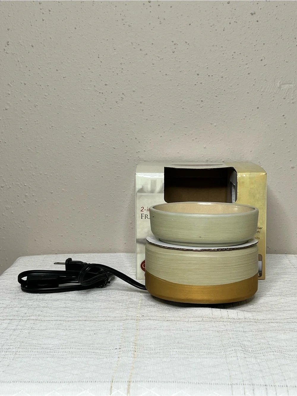 2-in 1 Electric Candle Wax Warmer, Ceramic Fall Wax Melt Warmer, Gold Green